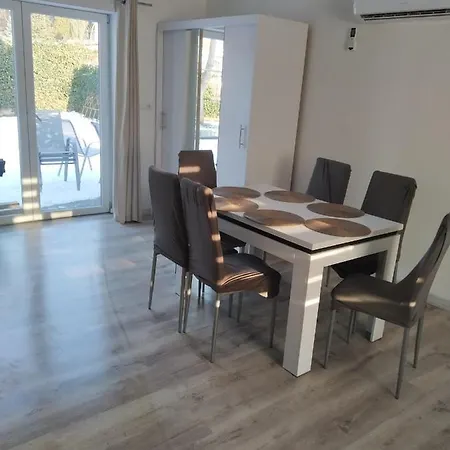 Rozalia Виселка