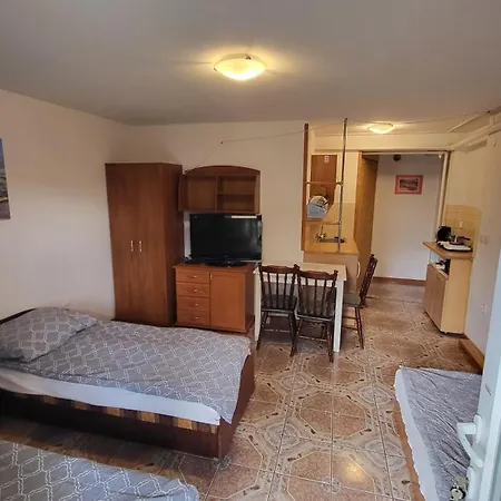 Rozalia Apartment *